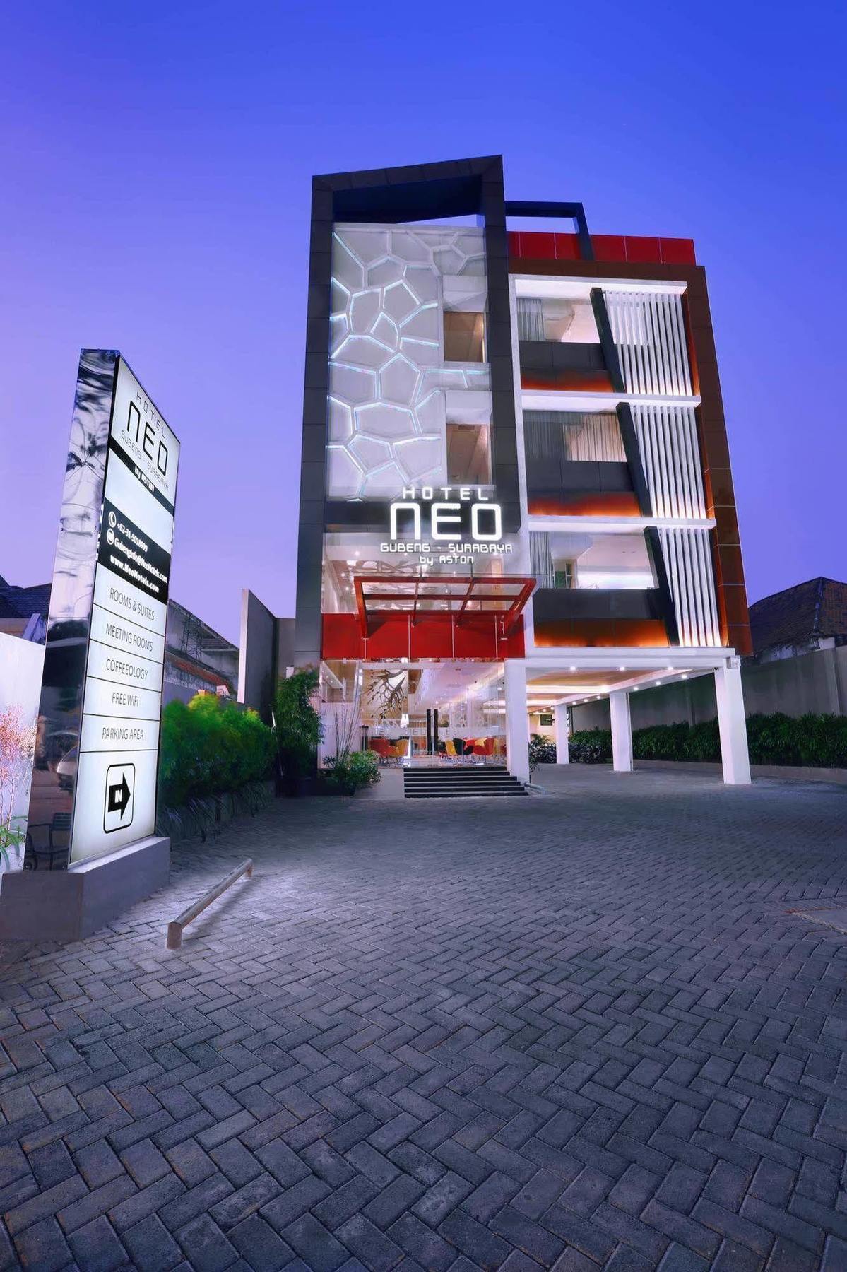 Hotel Neo Gubeng By Aston Surabaya Exterior foto